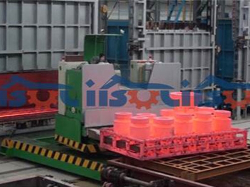 四维热处理机器人